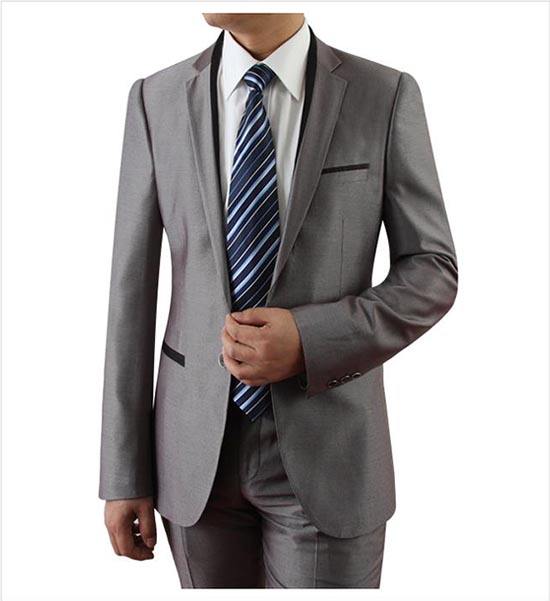 定制西服要留意哪些細節?體型非標的人挑選西服有什么講究？